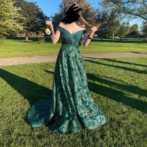 Bri’zan Couture One of a Kind Green Homecoming/Prom Dress